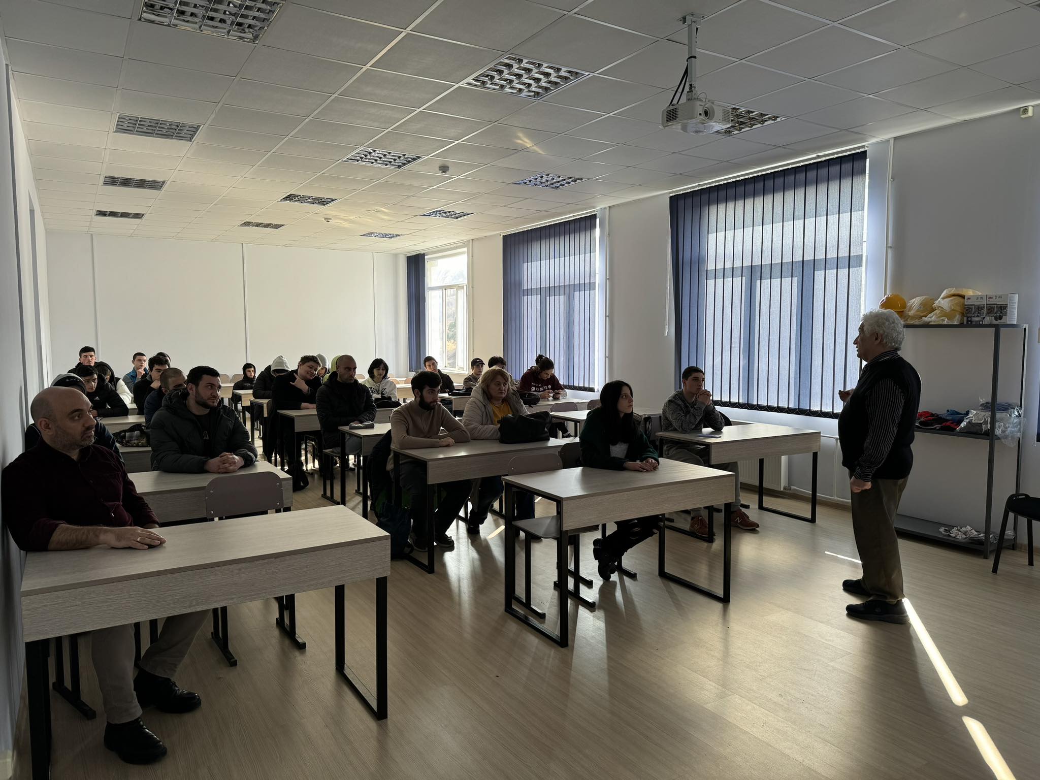 საჯარო ლექცია ნარკოტიკების შესახებ